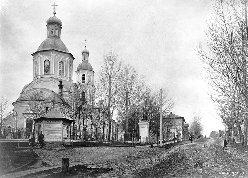 Пенза, Крестьянский поземельный банк и дом губернатора, История, Черно-белые, Достопримечательности