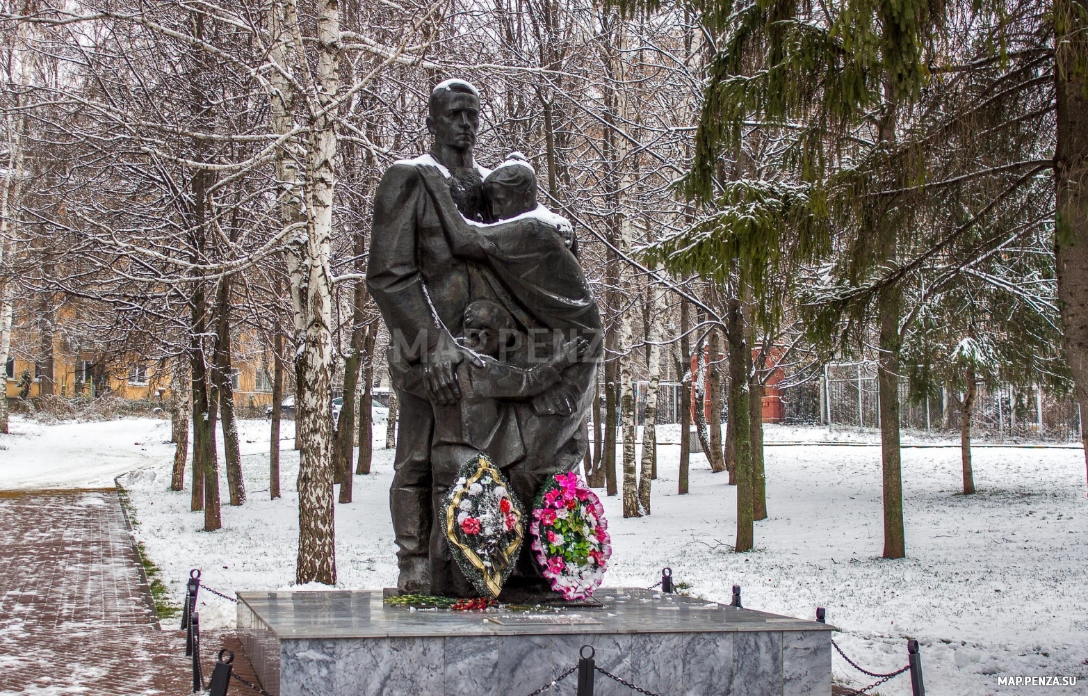 Памятник «Проводы», Современные, Достопримечательности, Цветные