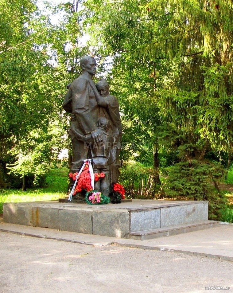 Памятник «Проводы», Современные, Достопримечательности, Цветные