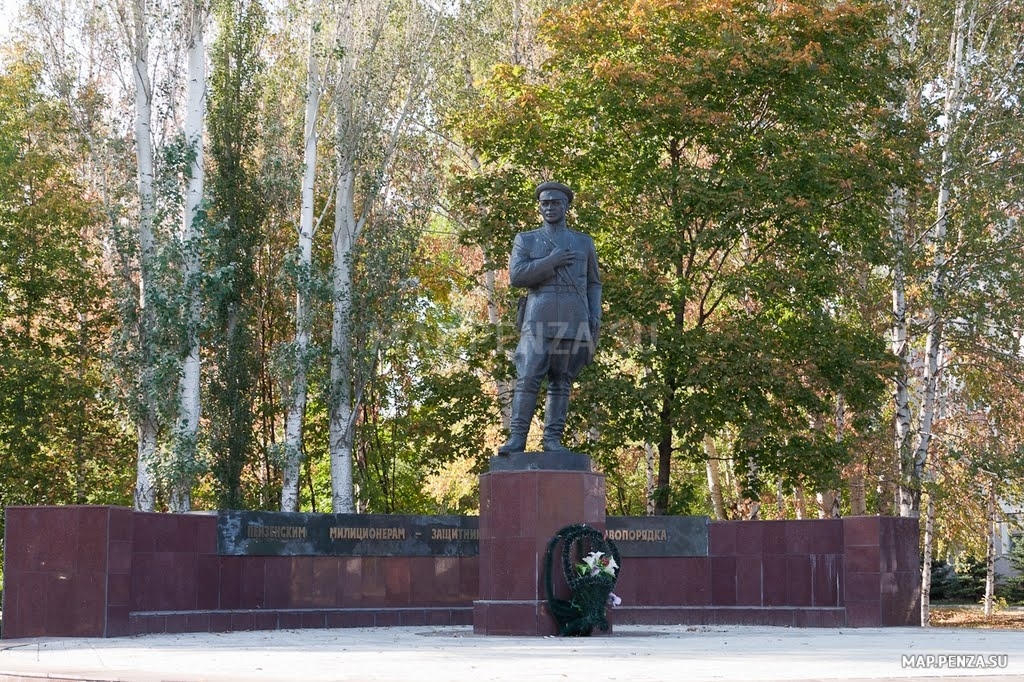 Памятник пензенским милиционерам, Современные, Достопримечательности, Цветные