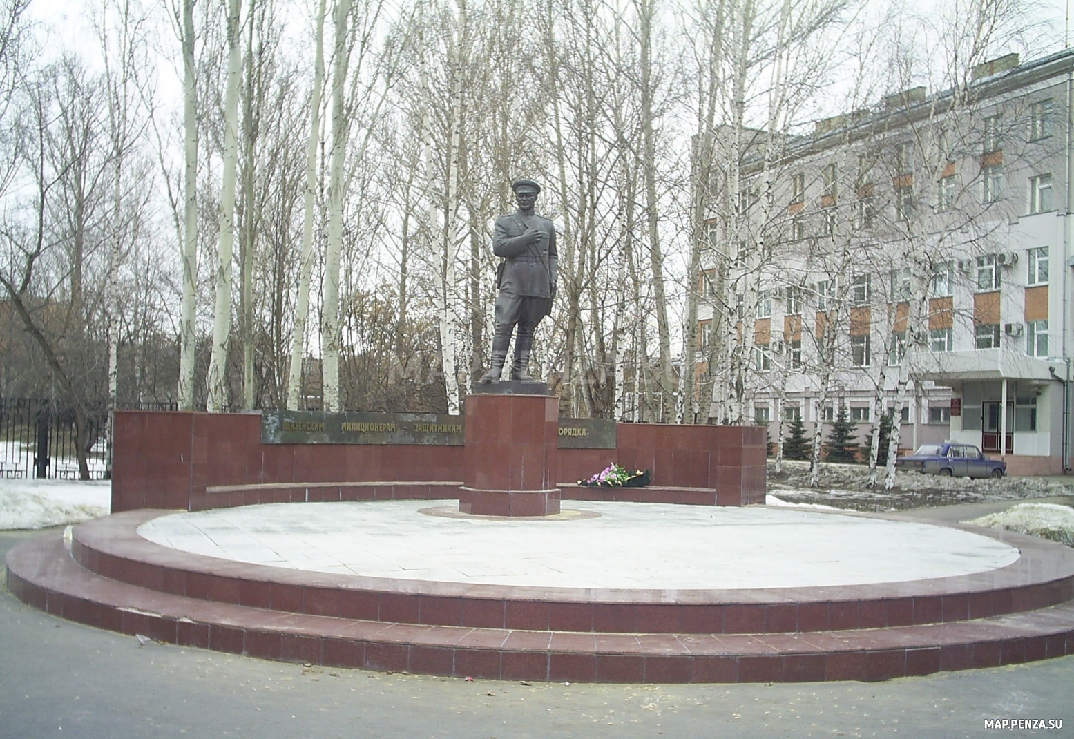 Памятник пензенским милиционерам, Современные, Достопримечательности, Цветные