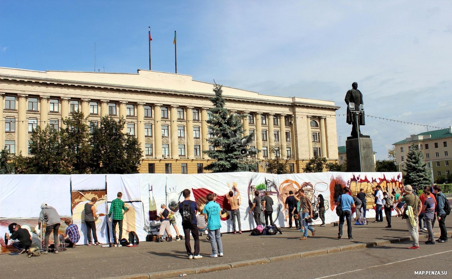 Дом Советов, Современные, Достопримечательности, Цветные