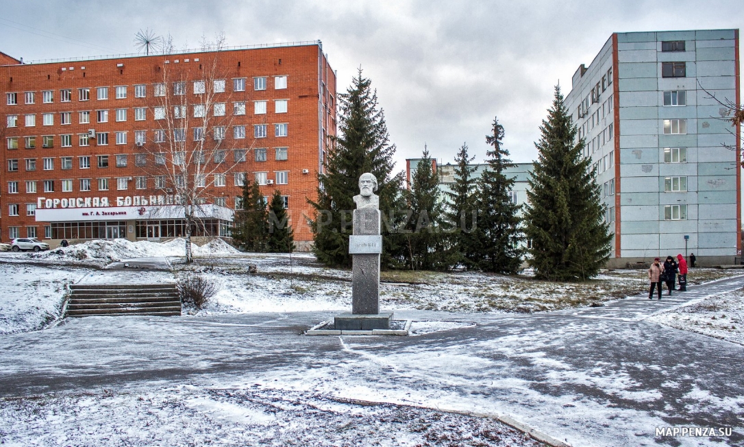 Бюст Г.А. Захарьина, Современные, Достопримечательности, Цветные