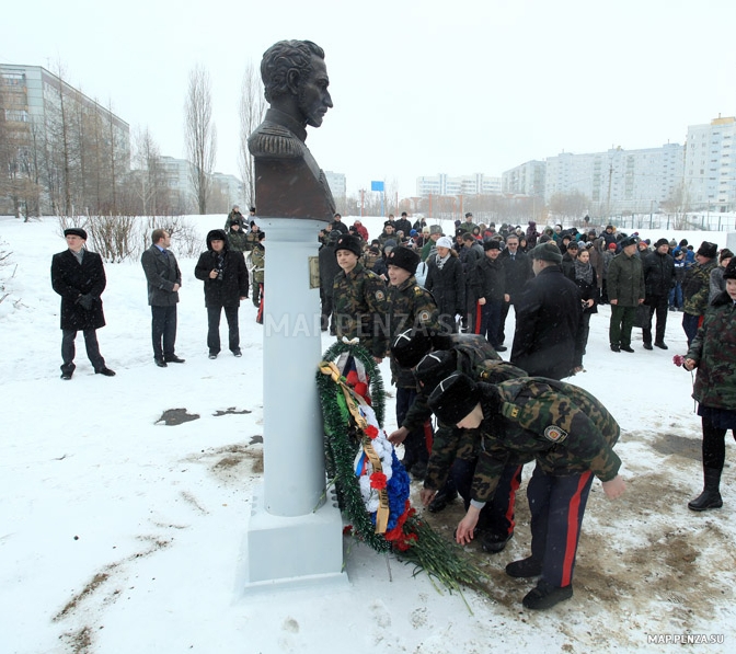 Бюст Николая Слепцова, Современные, Достопримечательности, Цветные