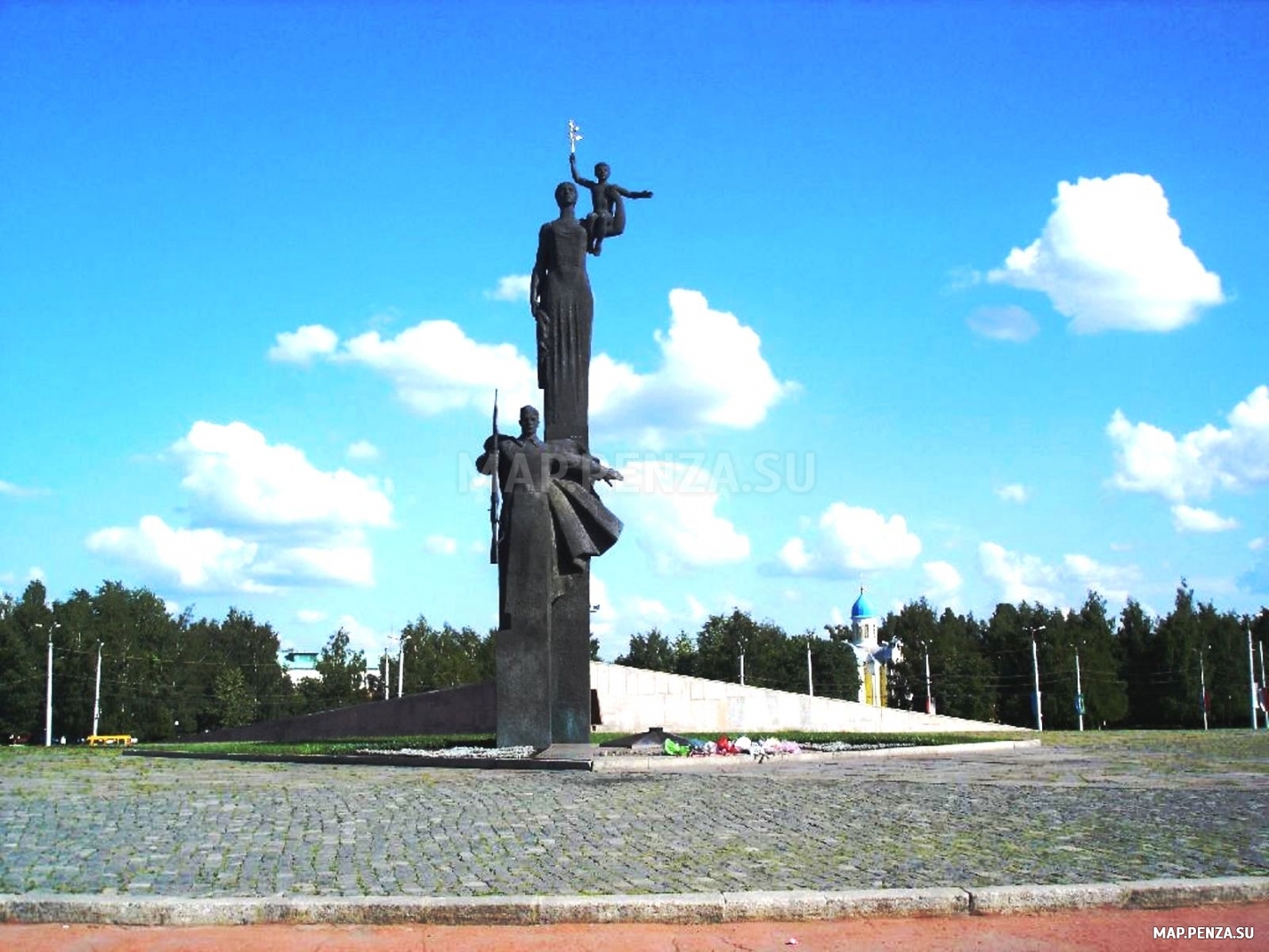 Пенза, мемориал Воинской и Трудовой славы, Современные, Профессиональные, Достопримечательности, Лето, Облака, Цветные